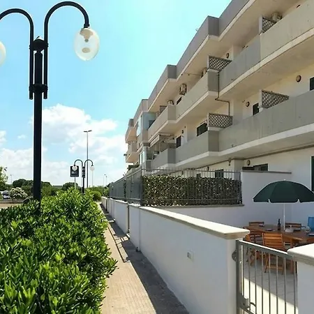 Il Tuo Hub A Gallipoli, Mare E Movida A Un Passo * ガリポリ